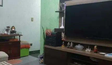 Casa térrea à venda de 320 metros , com 4 quartos, 2 suítes e 3 vagas  na Vila Formosa.