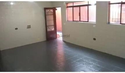 Casa assobradada no Jardim Piqueroby.