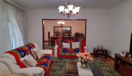 Sobrado no Jardim Santa Maria 420 m².