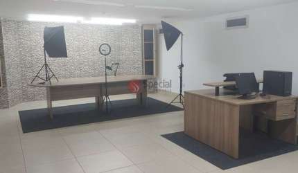 Prédio à venda na Vila Formosa.
