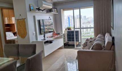 Apartamento para compra na Vila Matilde com 2 quartos e 1 vaga de garagem.