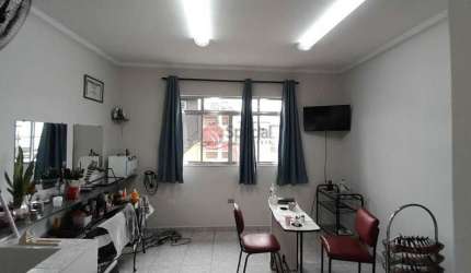Sala comercial próximo a Avenida Conselheiro Carrão.