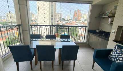 Apartamento no Tatuapé com 3 dormitórios, 1 suíte, 2 vagas, varanda gourmet.