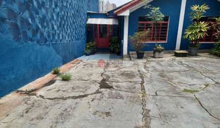 Casa comercial parte nobre Vila Carrão.