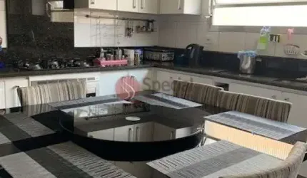 Lindo sobrado com 5 dormitórios e 2 vagas