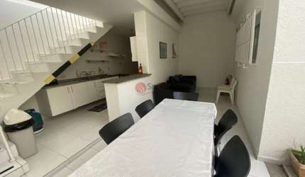 Sobrado comercial  no Tatuapé, mobiliado com 6 salas, área de funcionários e 2 vagas de garagem.