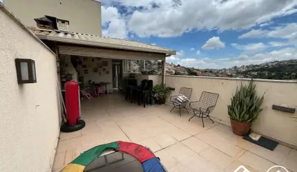 Cobertura à venda no Edifício Parque Das Palmeiras