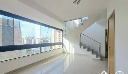 Linda cobertura 4 quartos à venda no Buritis!