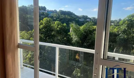 Casa com 3 quartos, sendo 2 suítes - Condomíno Villa D&amp;apos;este - Cotia