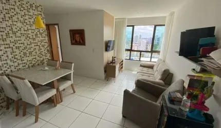 Apto à venda, 50 m2, condomínio completo, varanda, 2 qtos 1 ste 1 vaga.