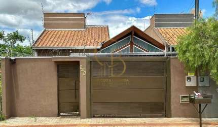 CASA COM PISCINA E ÁREA GOURMET COMPLETA: CONFORTO E ELEGÂNCIA NO BAIRRO ITAMARACÁ