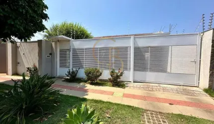 IMÓVEL COM ESPAÇOS AMPLOS E ACONCHEGANTES