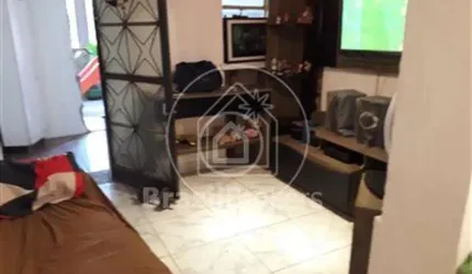 Casa à venda com 330,00m² e 2 quartos em Cascadura, Rio de Janeiro - rj