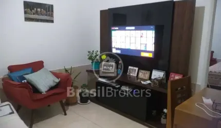 Casa Linear de Sala Quarto de Condominio