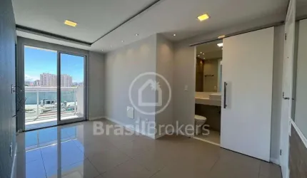 Apartamento no Meier com varanda e vaga de garagem