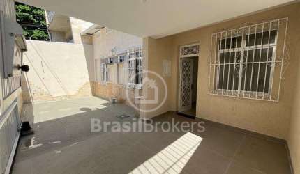 Oportunidade Imperdível! Casa Reformada à Venda no Bairro Todos os Santos