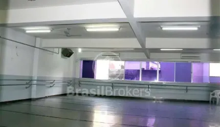 Prédio Inteiro  - Meier