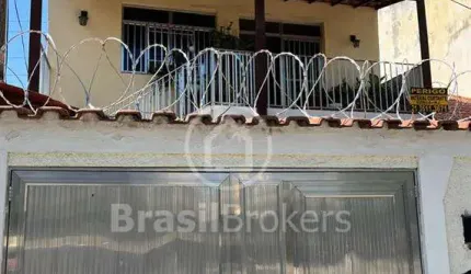 Espetacular Casa Duplex frente de Rua.