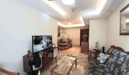 Apartamento 3 quartos + dependência próximo à Dias da Cruz