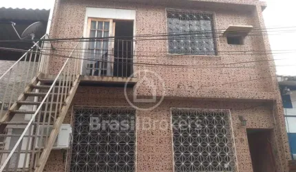 Casa de Vila 4 quartos, sendo 1 suíte