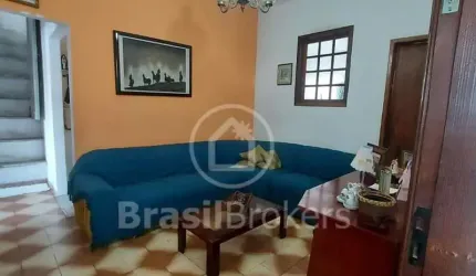 Apartamento tipo casa 4 quartos, 2 terraços próximo da Cinco Bocas