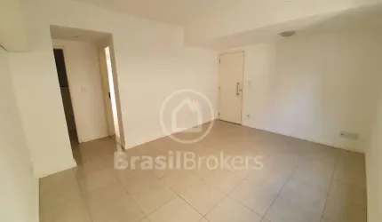 Apartamento tipo casa com 2 suítes no Méier