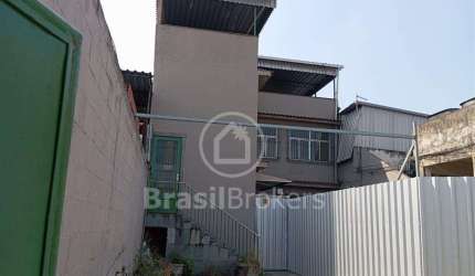 Excelente casa + galpão em ótima localização !!!