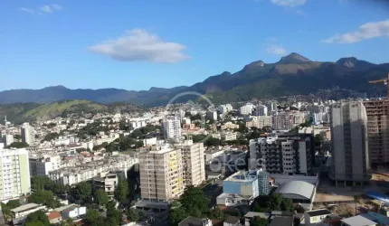 CONDOMINIO DO EDIFICIO VALENCIA E SEVILHA - Cobertura 3 quartos, sendo 1 suíte