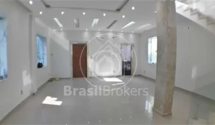 Casa à venda com 517,00m² e 4 quartos em Rocha, Rio de Janeiro - rj