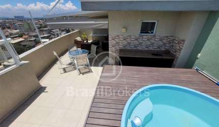 Oportunidade imperdível! COBERTURA  perfeita para sua família viver com conforto e lazer.