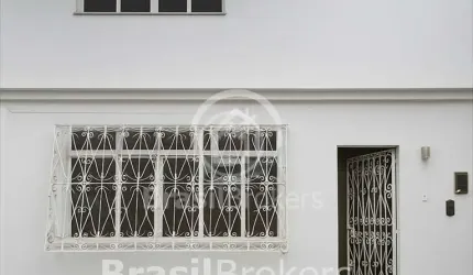 Casa duplex com terraço e Churrasqueira no Centro de Bonsucesso