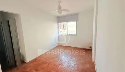 Apartamento no bairro de Todos os Santos; 2 QUARTOS E 1 VAGA