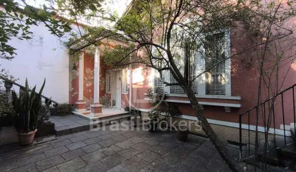Casa frente de rua e terreno de 1375m2