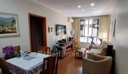 OPORTUNIDADE - Excelente Apartamento de dois quartos e vaga.