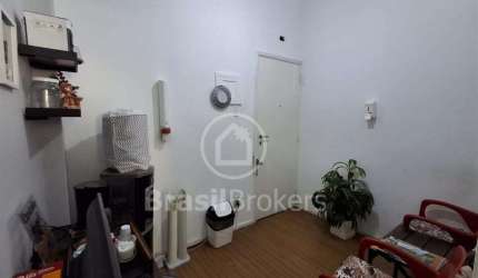 Sala no Edificio Conde de Bonfim - Tijuca