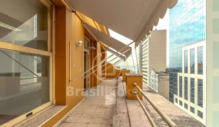 PRÉDIO INTEIRO À VENDA NO CENTRO DO RIO