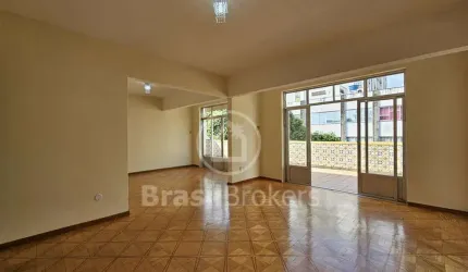 Cobertura linear tipo casa em localização maravilhosa