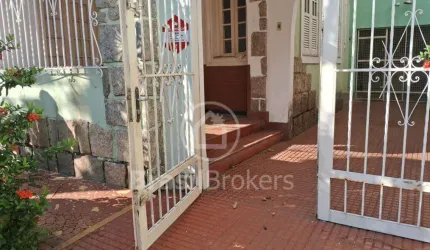 Casa 7 quartos, sendo 2 suítes