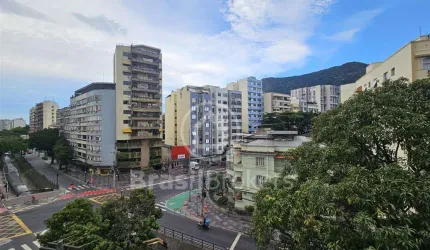 EXCELENTE OPORTUNIDADE - IMÓVEL COM PLANTA DE 147m² - NA REGIÃO NOBRE DA TIJUCA - AO LADO DO METRÔ!
