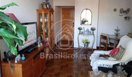 Apartamento à venda com 90m² e 3 quartos com vaga na Tijuca.