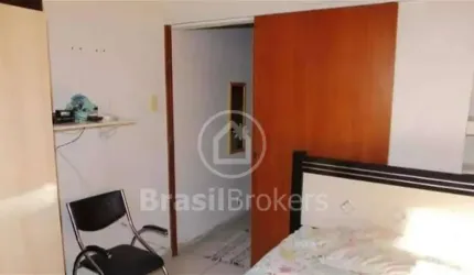 Centro! Conjugado bem dividido, com ótima planta, pronto para morar.