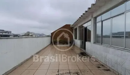 Cobertura Duplex de 206 m² com 3 quartos, 2 vagas e terraço panorâmico!