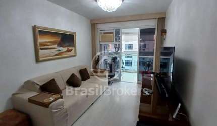 Apartamento com 1 vaga na escritura, portaria 24 horas, com 3 quartos, próximo ao Metrô Afonso Pena e Colégio PH
