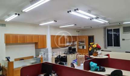 Sala Comercial Primeiro de março 187m2  Edificio Giffoni