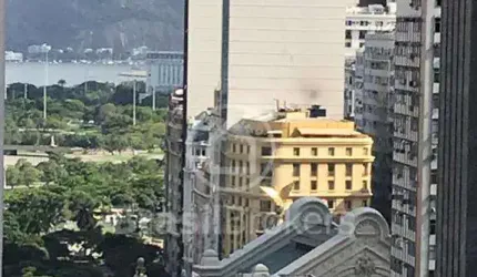 Amplo Conjunto de Salas comerciais Andar Alto