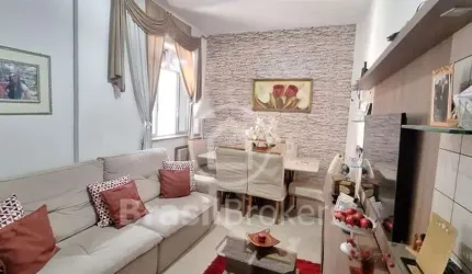 Apartamento à venda com 59m² e 2 quartos reformadíssimo em de São Cristóvão!
