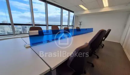 Excelente Sala Comercial no Centro do RJ com 292,00 m²