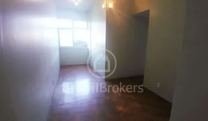 Apartamento à venda com 2 quartos, sendo 1 suíte, vaga no condomínio e infra em São Cristóvão com vista sensacional para a Quinta da Boavista