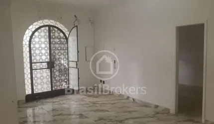 Casa duplex no coração do  Grajaú