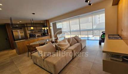 APARTAMENTO DE LUXO PRÓXIMO AO METRÔ